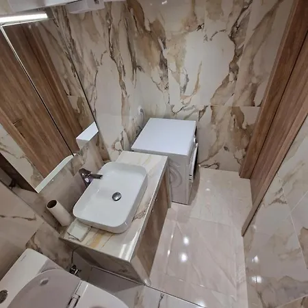 Dimosthenis Skg Apartment